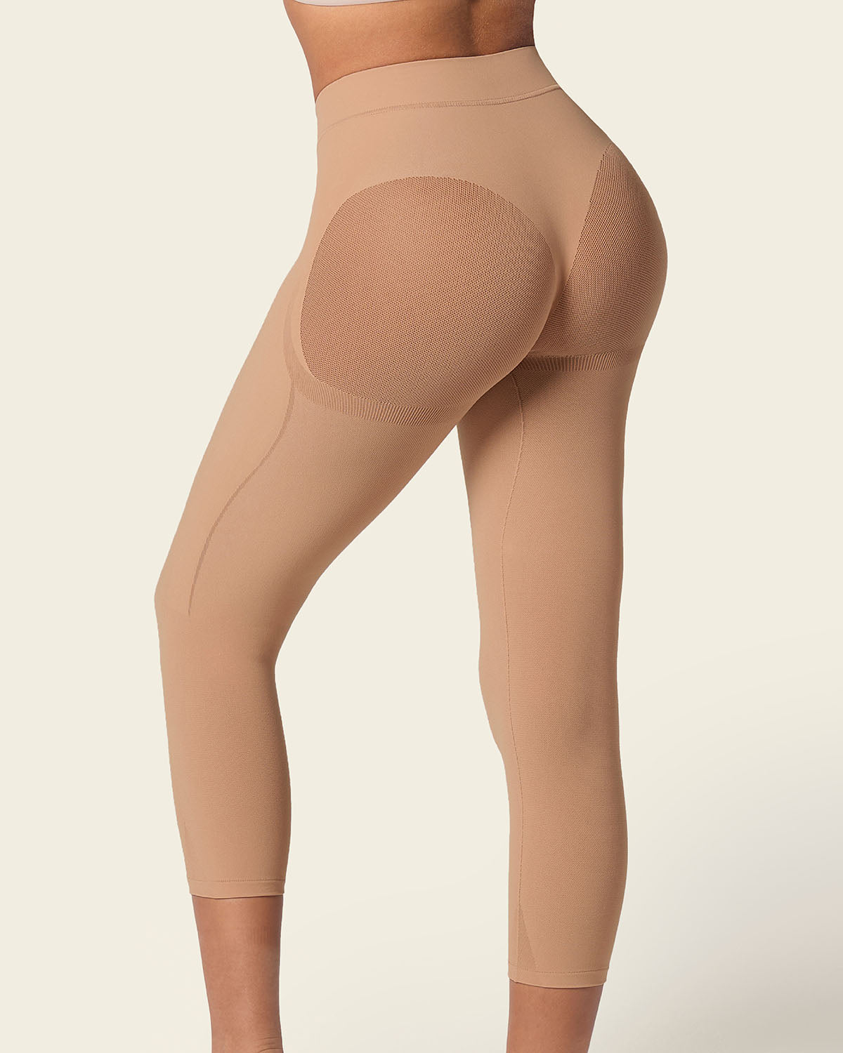 PowerStay Short + SmartShape Capri in Brown