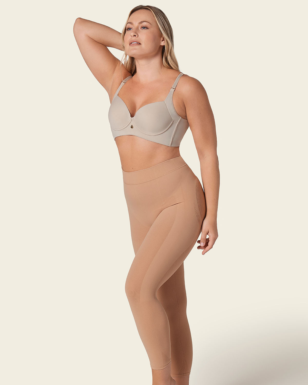 PowerStay Short + SmartShape Capri in Brown