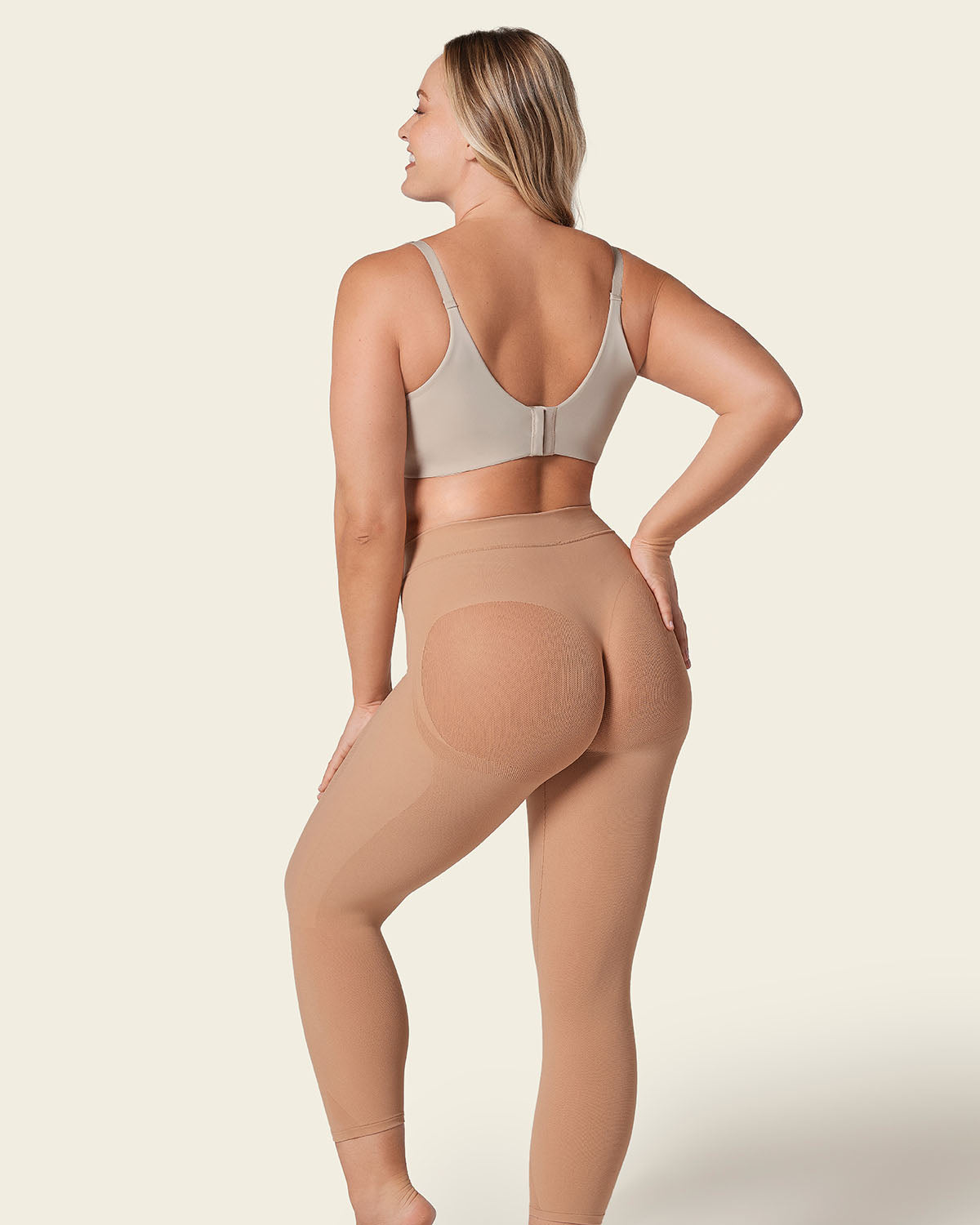 PowerStay Short + SmartShape Capri in Brown