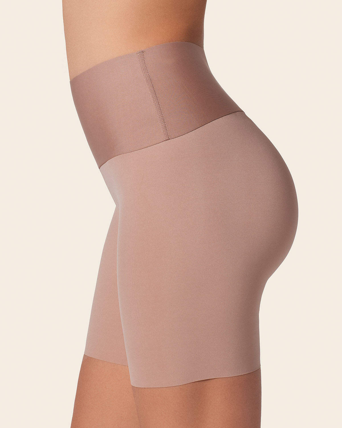 Daily Bra & PowerStay Short in Nude