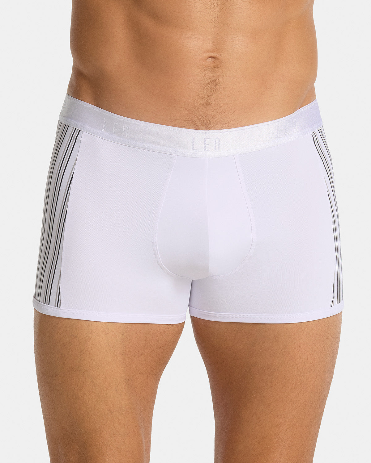 Perfect Fit Trunk with Contrast Details