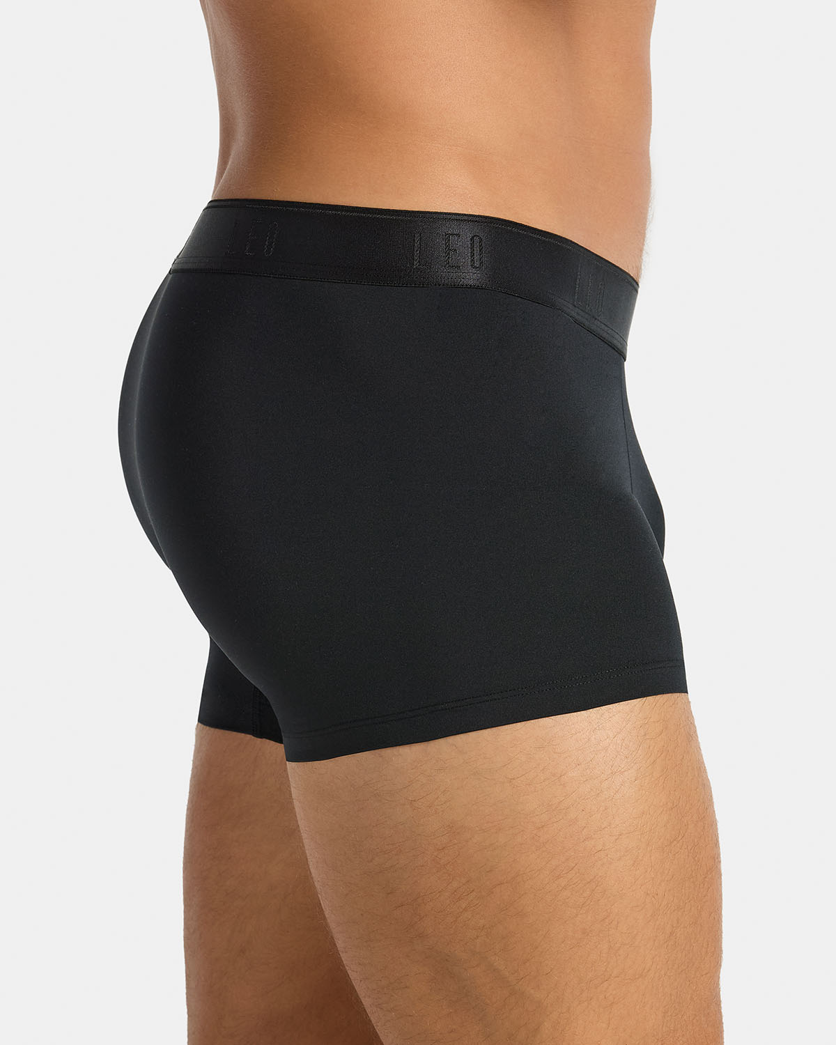 Cool Trunk with Ergonomic Pouch