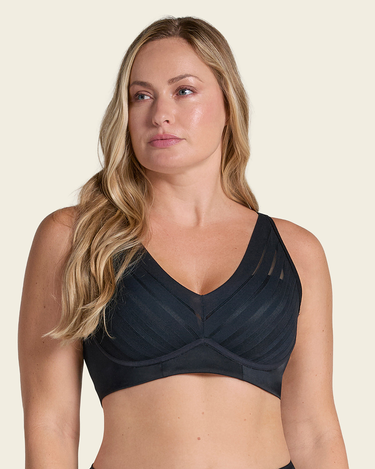 Daily Bra & UltraStripe Undetectable in Black