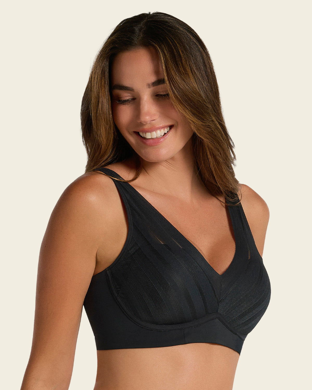 Daily Bra & PowerStay Short in Black